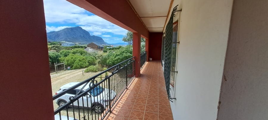 To Let 2 Bedroom Property for Rent in Bettys Bay Western Cape